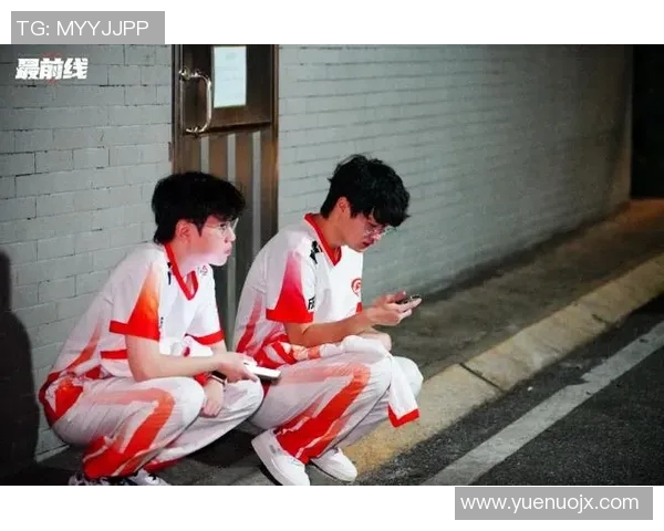 esports最新数据探秘FPX战队的灵活战术与英雄选择背后的秘密与策略